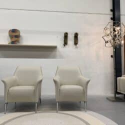 (1) Mayuro Fauteuil Ceras Pristine