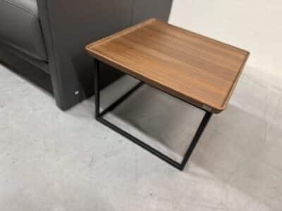 934 bijzettafel noten hout - afbeelding 3