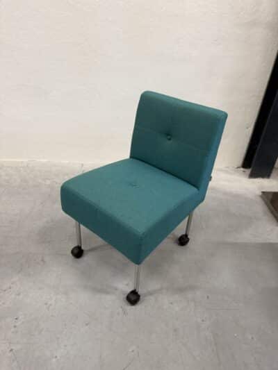 7714 knopenstoel stof groen